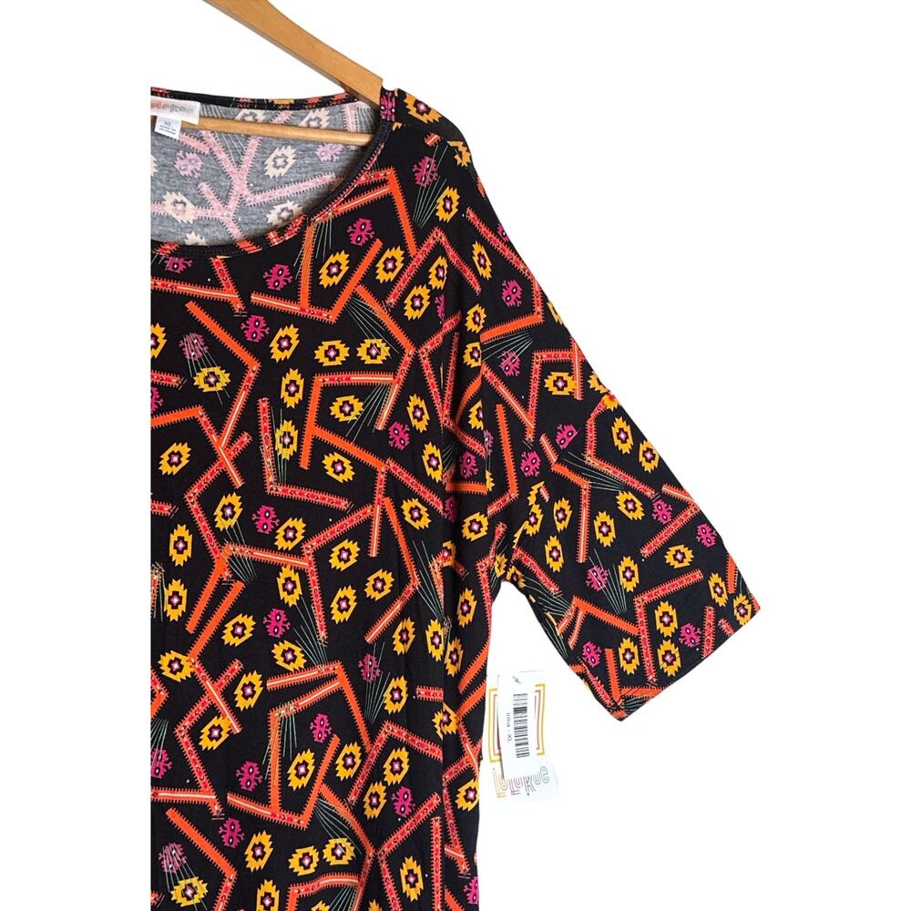 LuLaRoe Irma Tunic Top XL NWT Black Geometric Floral Print Oversized - Picture 3 of 7